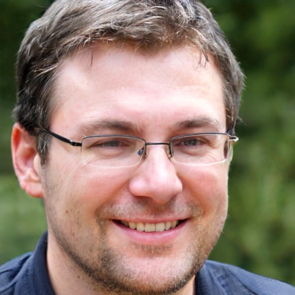 Portrait de Loïc Vasseur, instructeur en finance